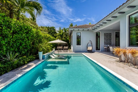 Tiny photo for 904 NW 2ND Street, Boca Raton, FL 33486 (MLS # B26071498)