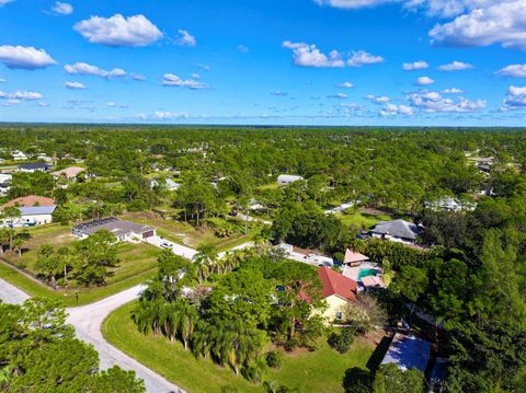 A home in Loxahatchee