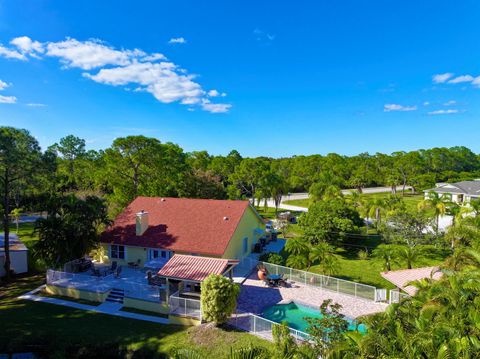 A home in Loxahatchee