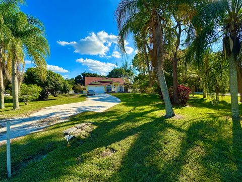 A home in Loxahatchee