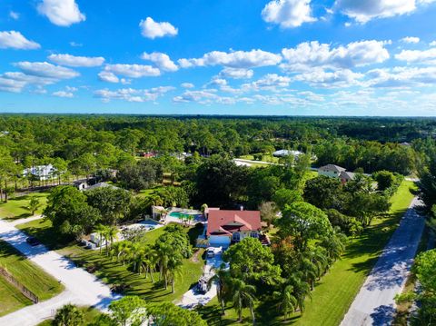 A home in Loxahatchee