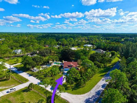 A home in Loxahatchee