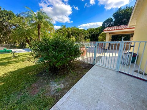 A home in Loxahatchee