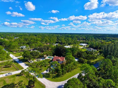 A home in Loxahatchee