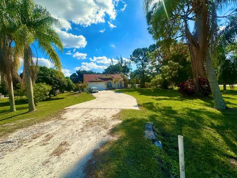 A home in Loxahatchee