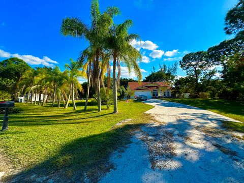 A home in Loxahatchee