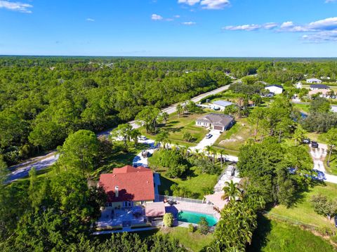 A home in Loxahatchee