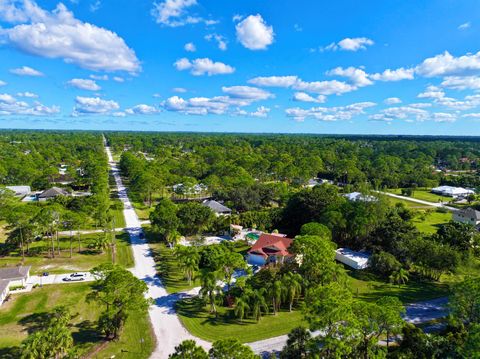 A home in Loxahatchee