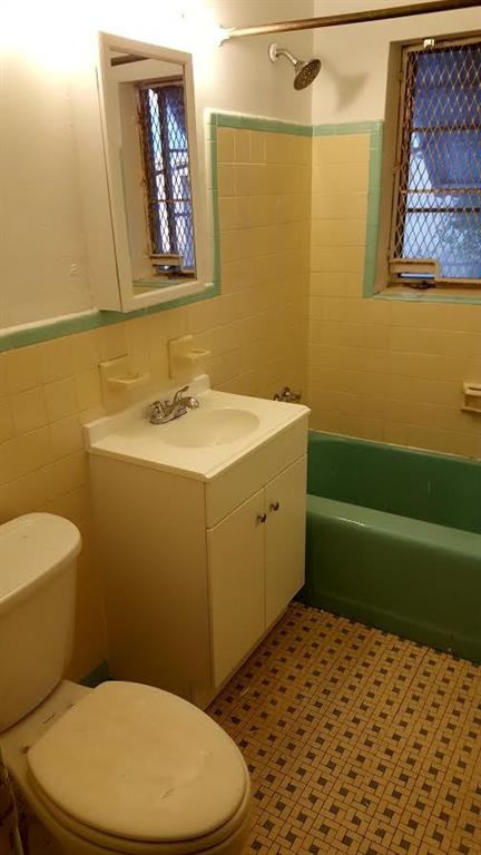 Miami Gardens Estates 22- - Residential Income