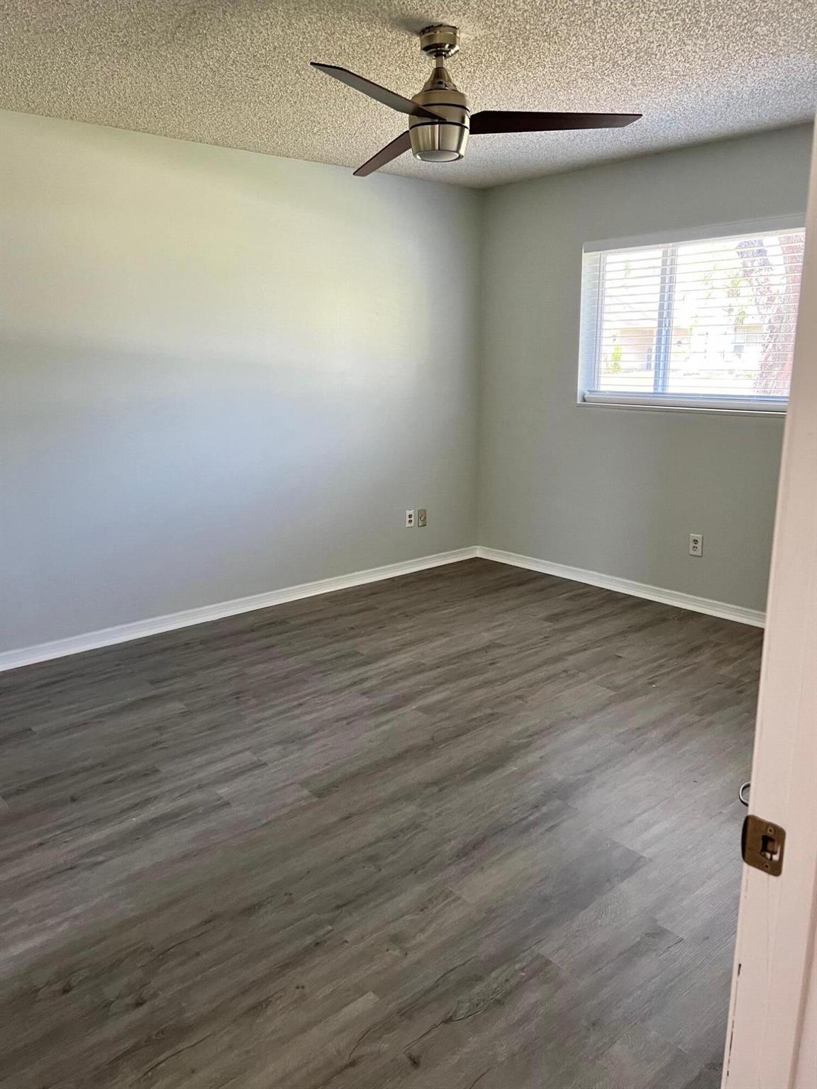 PORT ST LUCIE SECTION 25 - Residential Lease