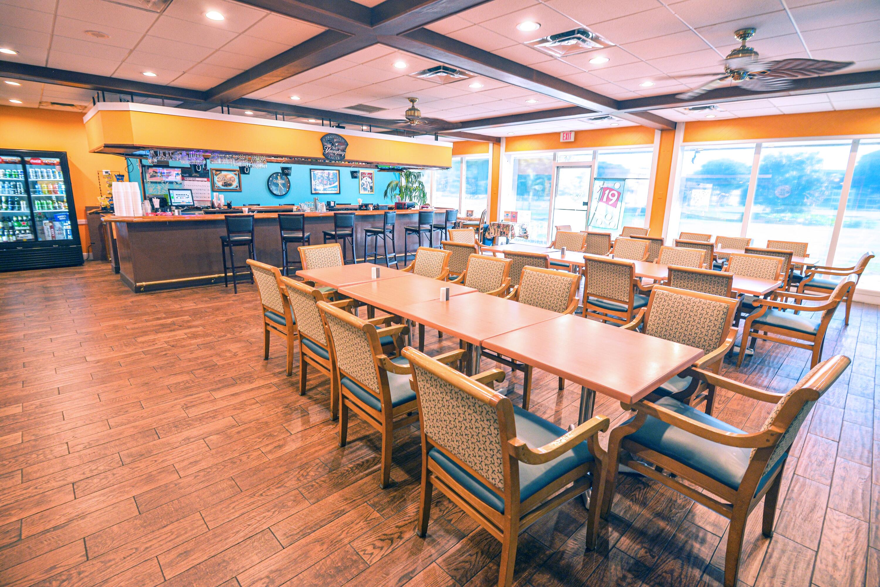 NO 21 PALM-AIRE COUNTRY CLUB - Residential