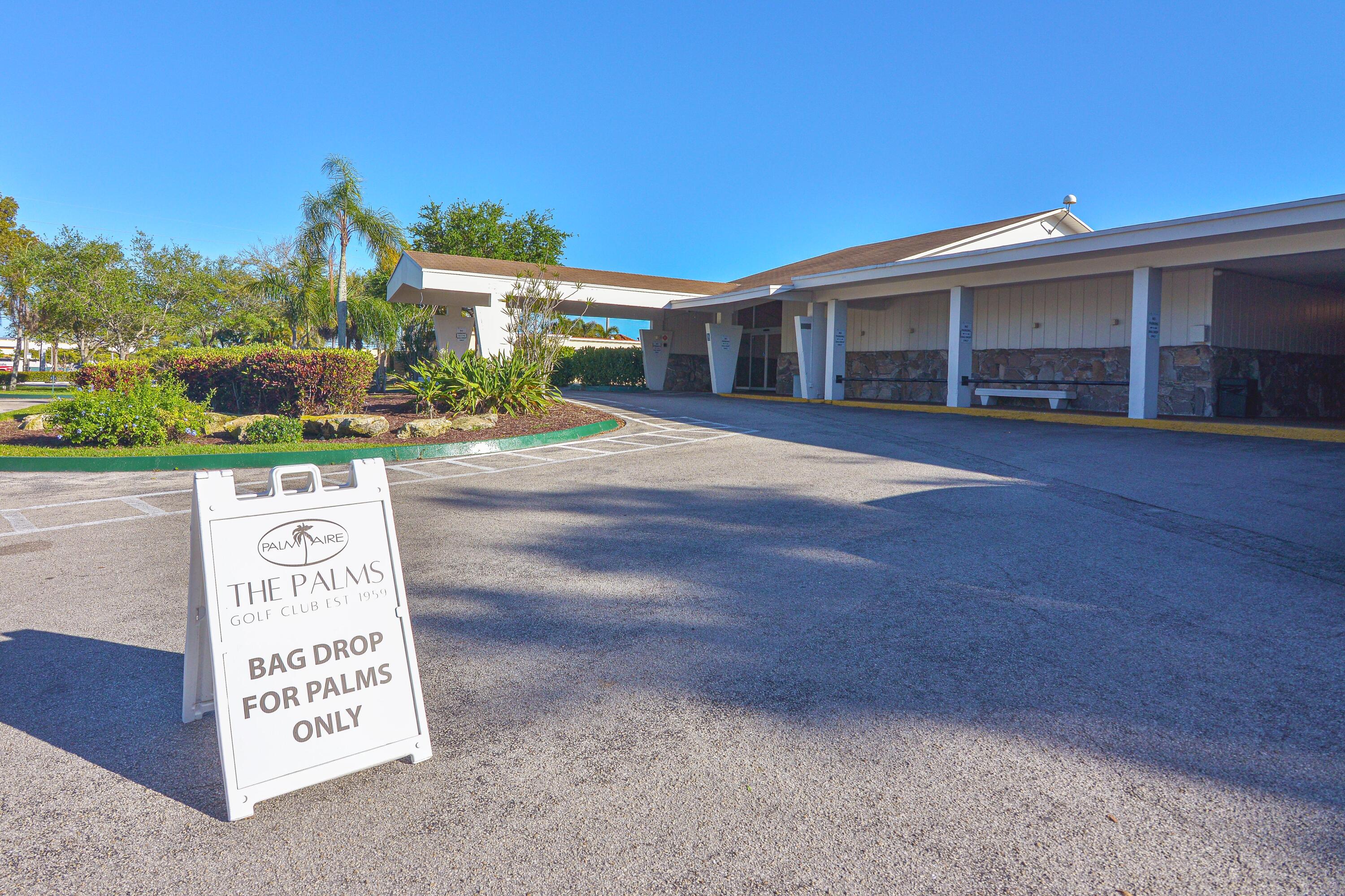 NO 21 PALM-AIRE COUNTRY CLUB - Residential