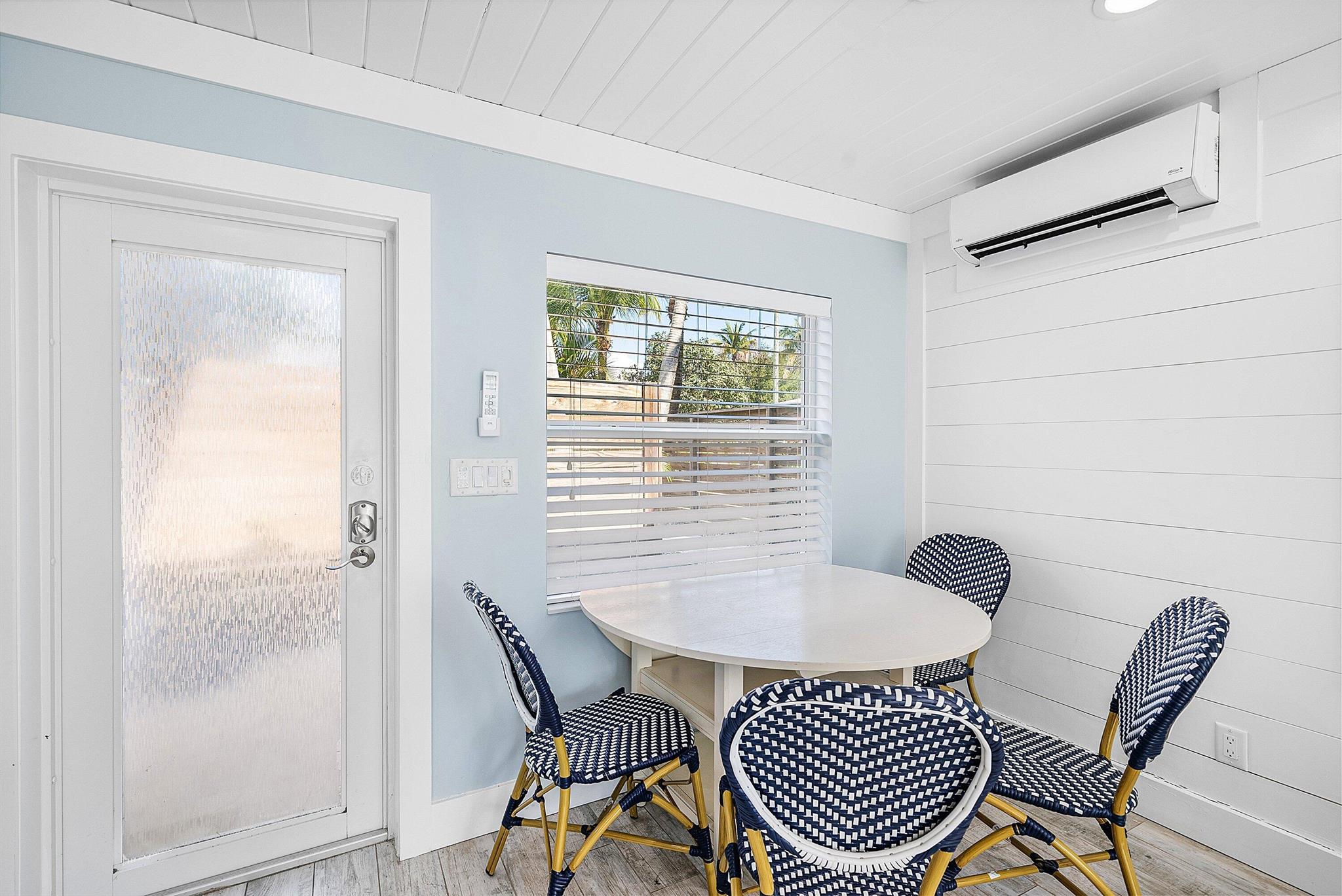 DEL IDA PARK - Residential Lease