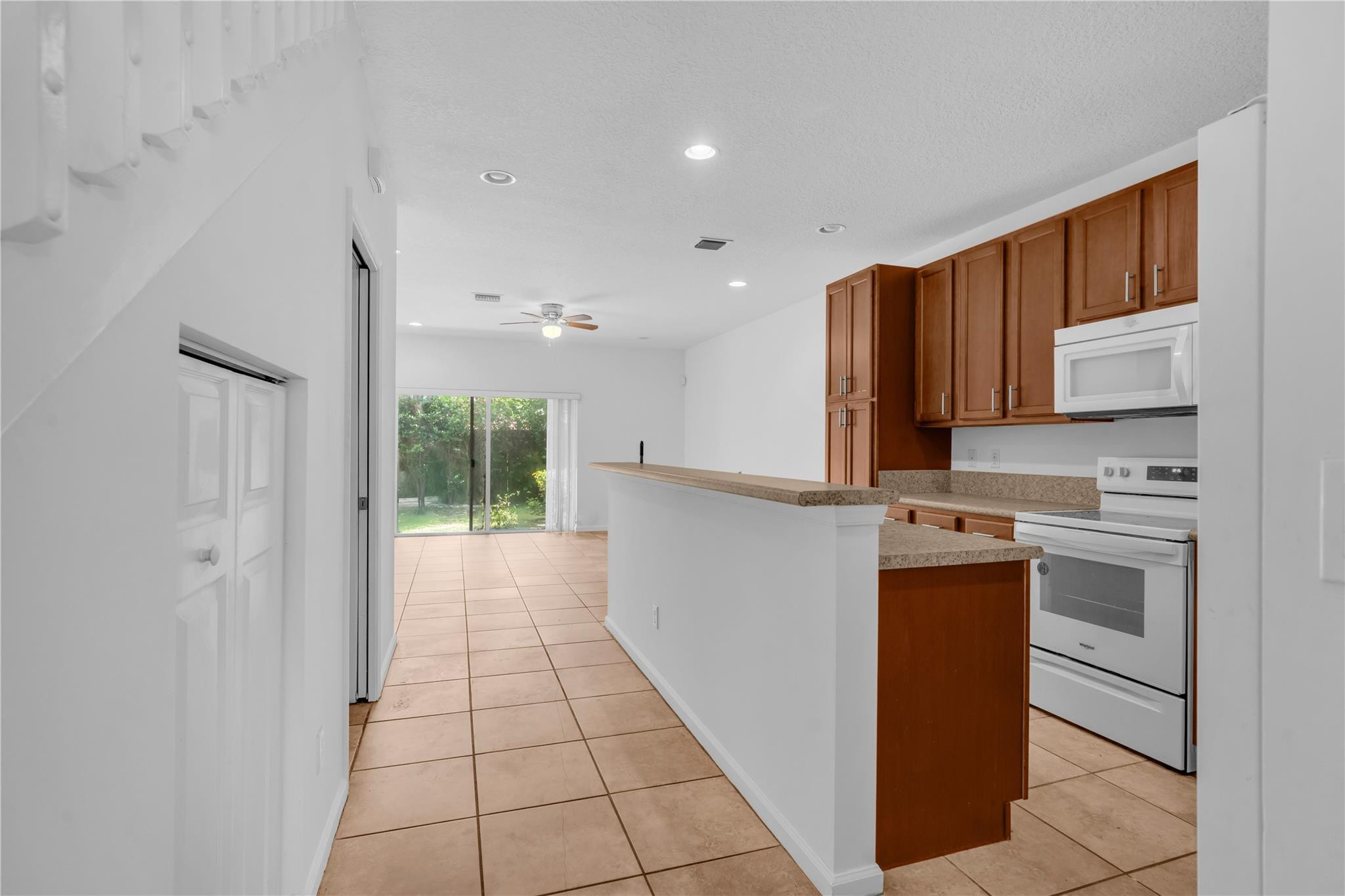 5940 Woodlands Boulevard 5940