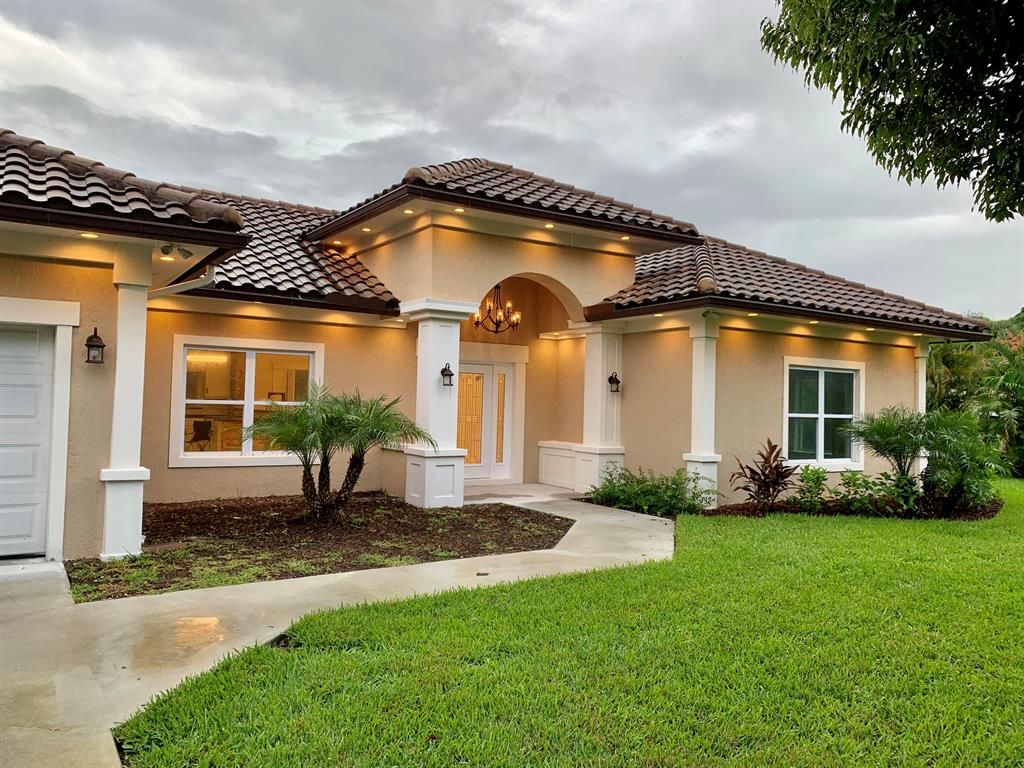 Photo of 4769 SE Anchorage Drive, Stuart, FL 34997 (MLS # R10740253)