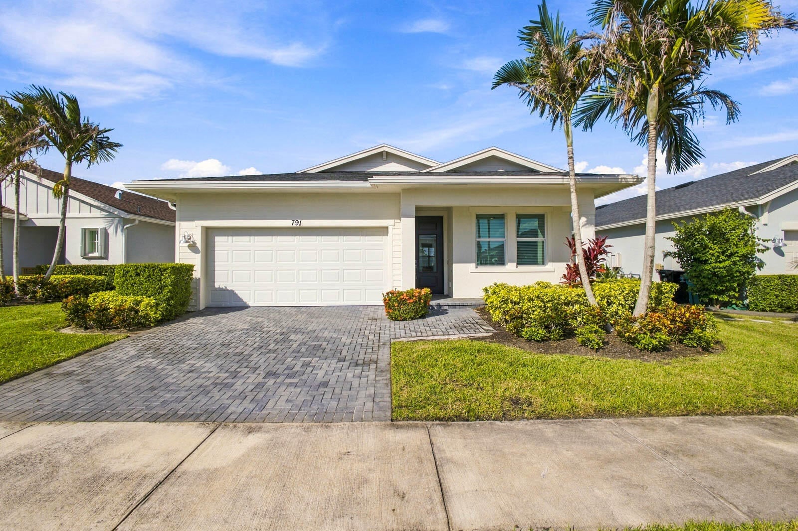 791 SE WOODBINE Road, Port St Lucie, FL, 34984/$415,000 3 791 SE WOODBINE Road