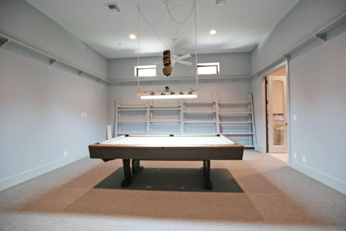 EASTWINDS LANDING - Residential