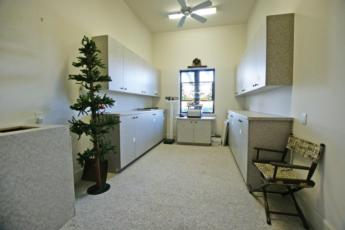 EASTWINDS LANDING - Residential