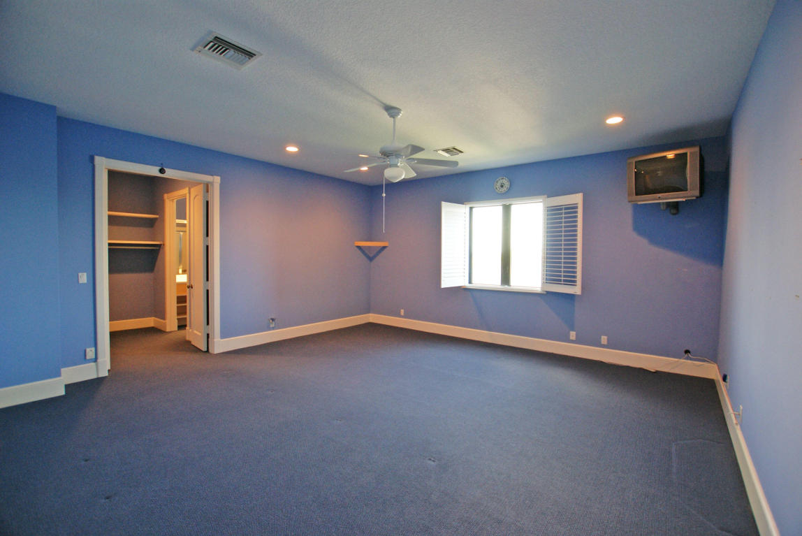 EASTWINDS LANDING - Residential