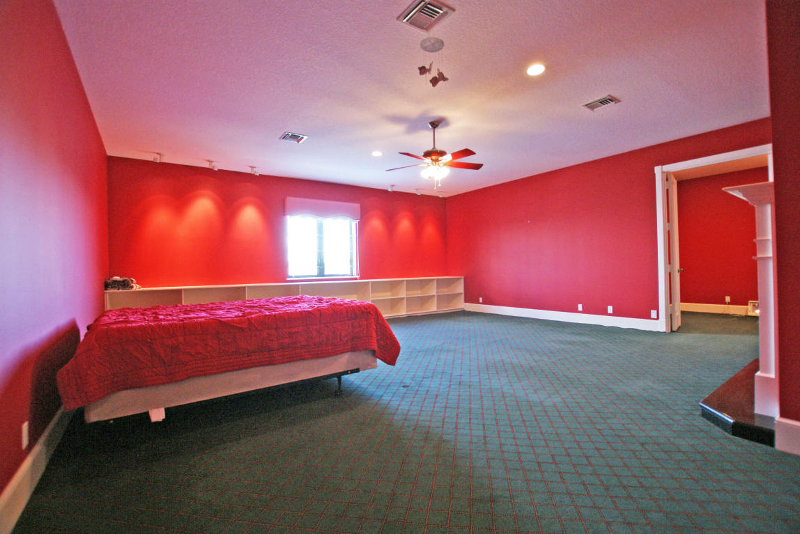 EASTWINDS LANDING - Residential