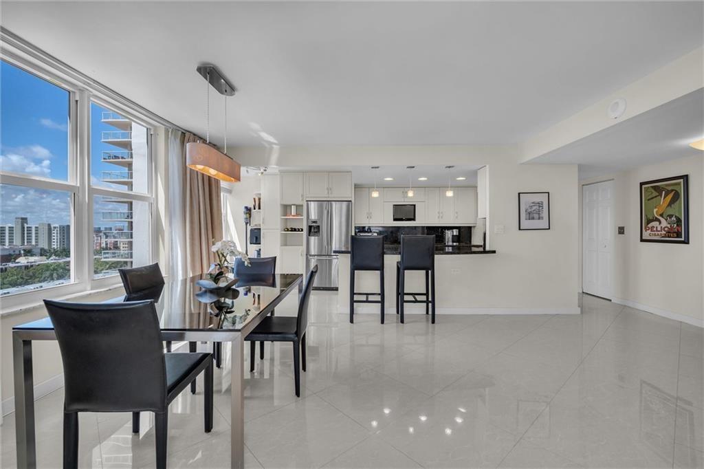 WINSTON TOWERS 300 - Residential