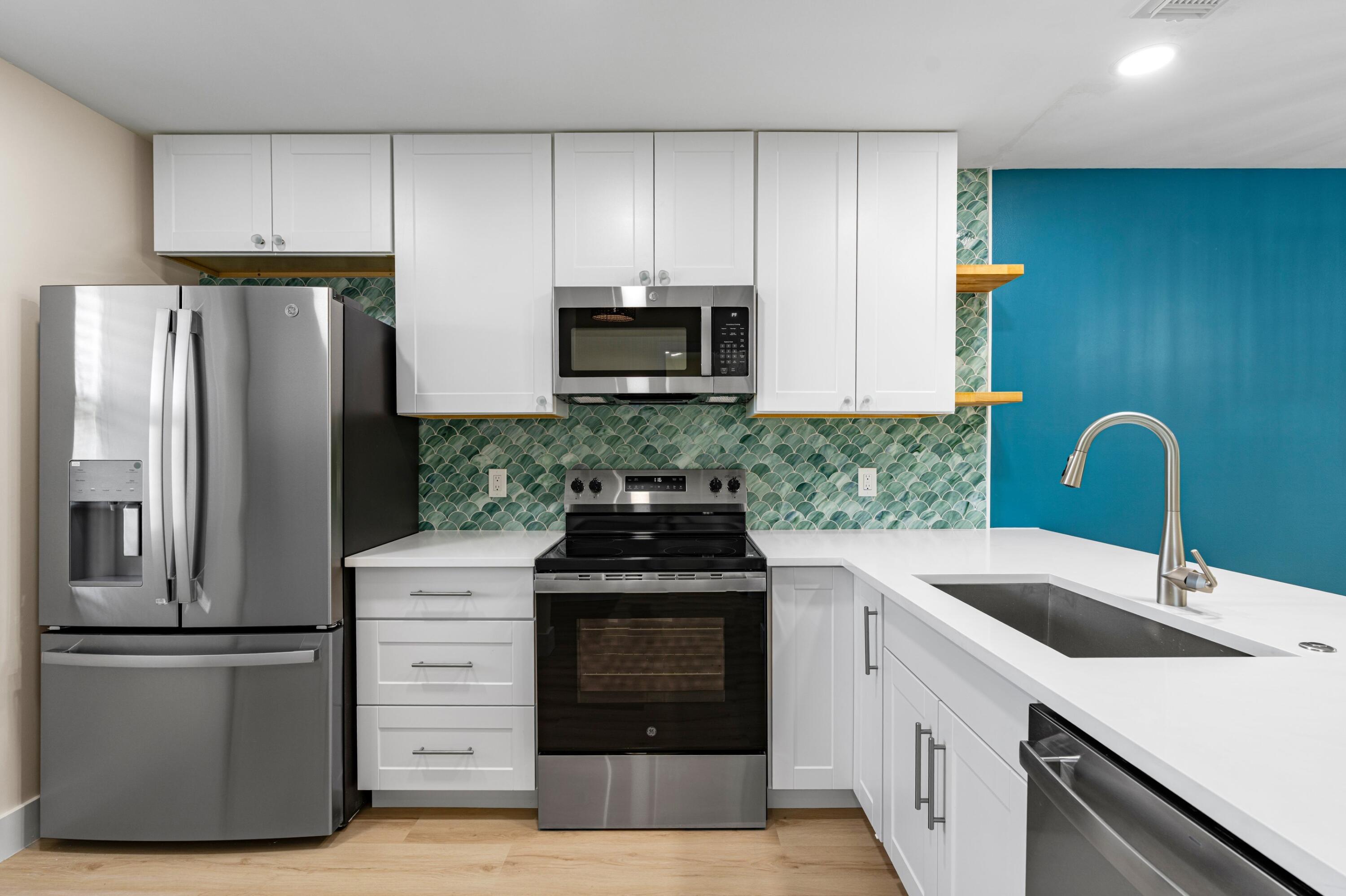 256 Lake Meryl Drive