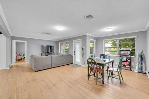 A home in Lake Worth Beach