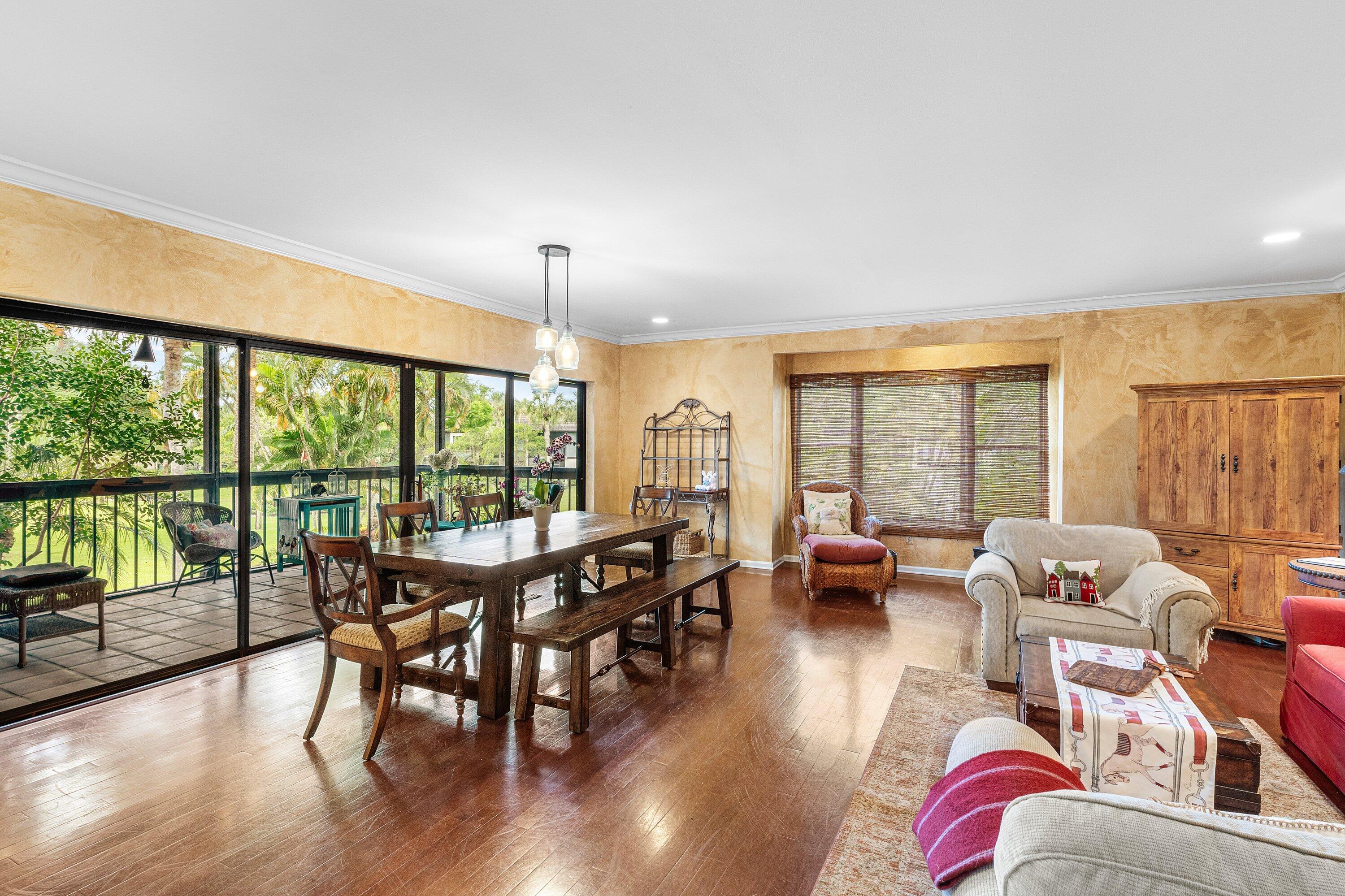 LA QUINTA CONDO - Residential