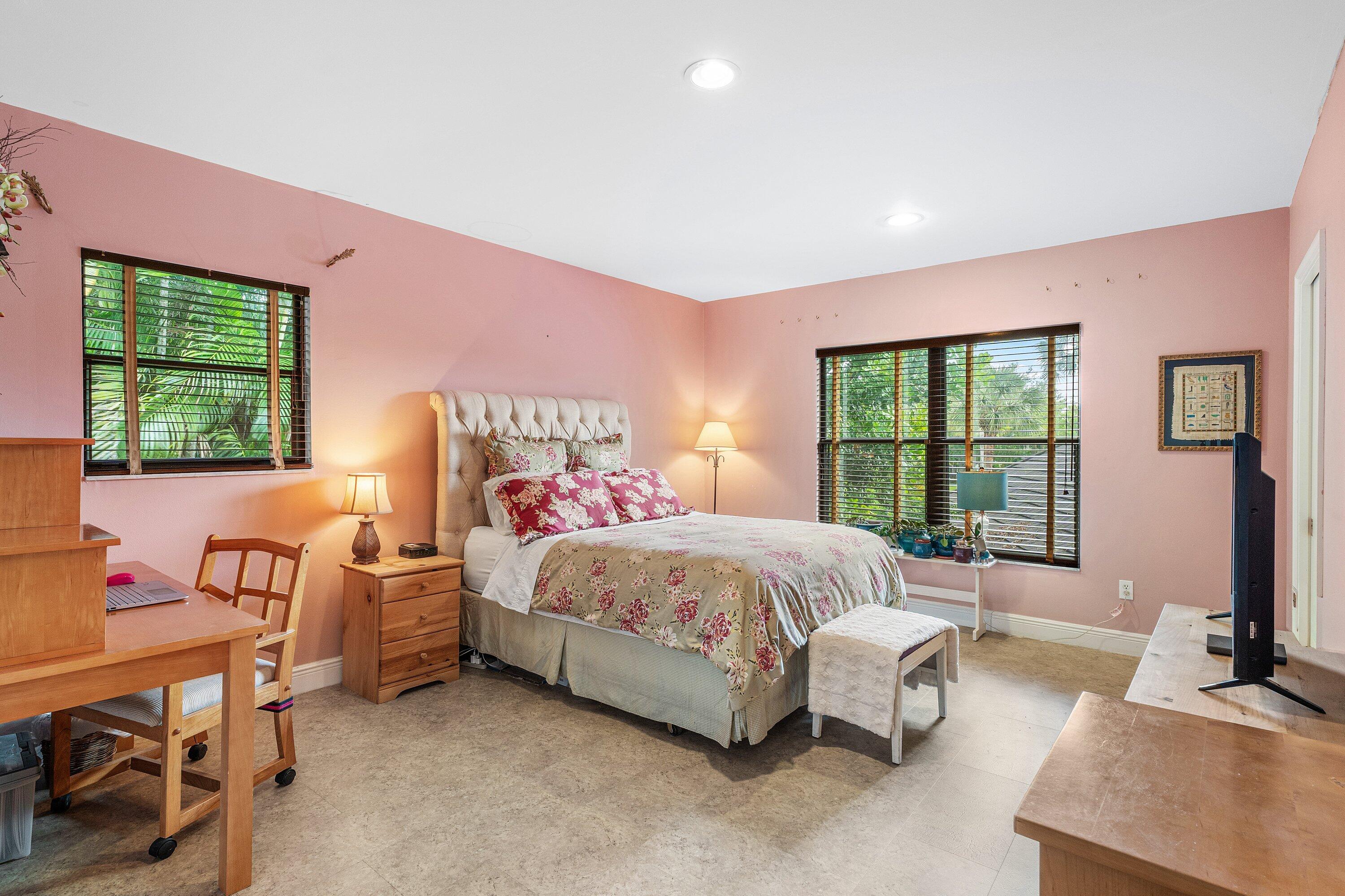 LA QUINTA CONDO - Residential