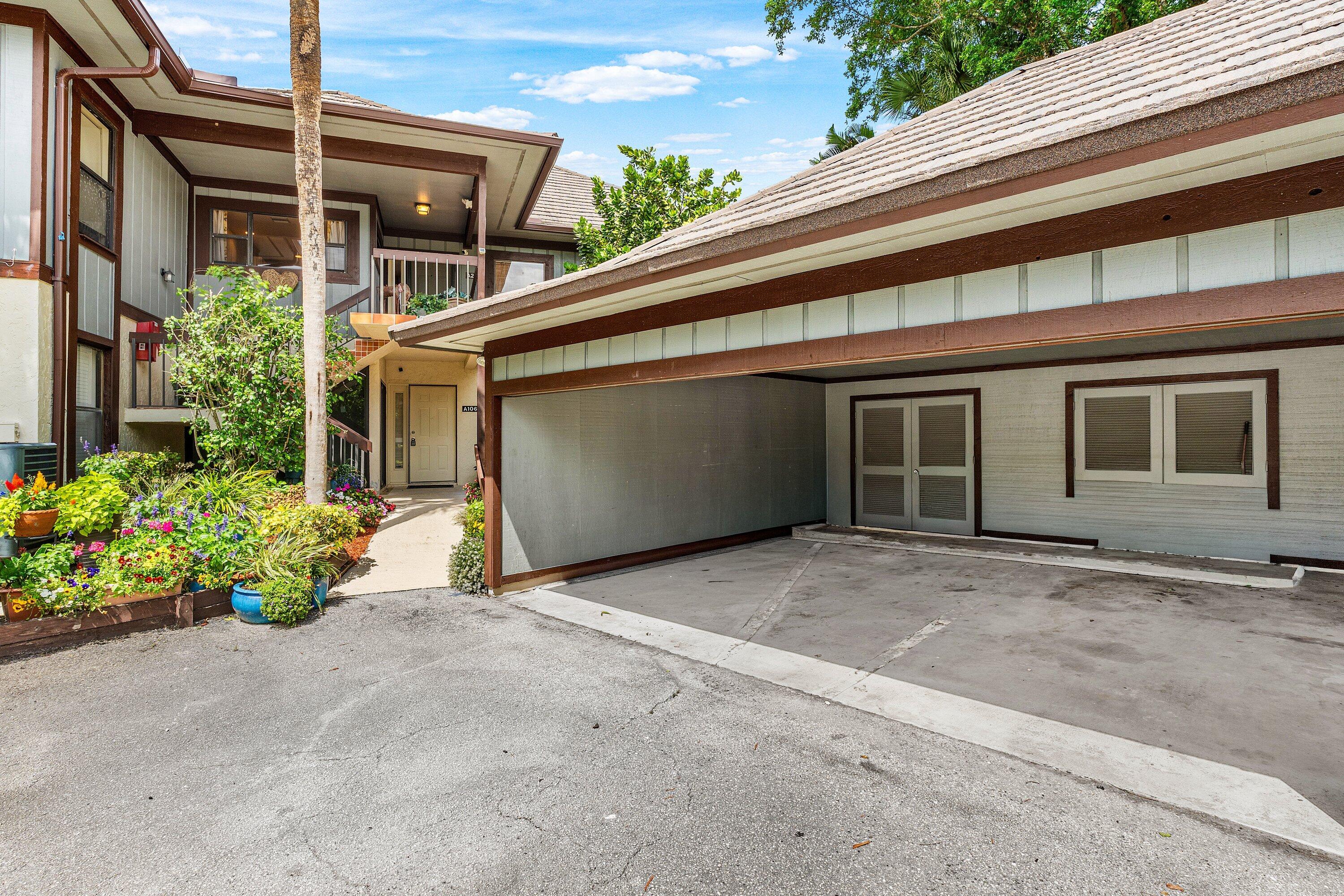 LA QUINTA CONDO - Residential