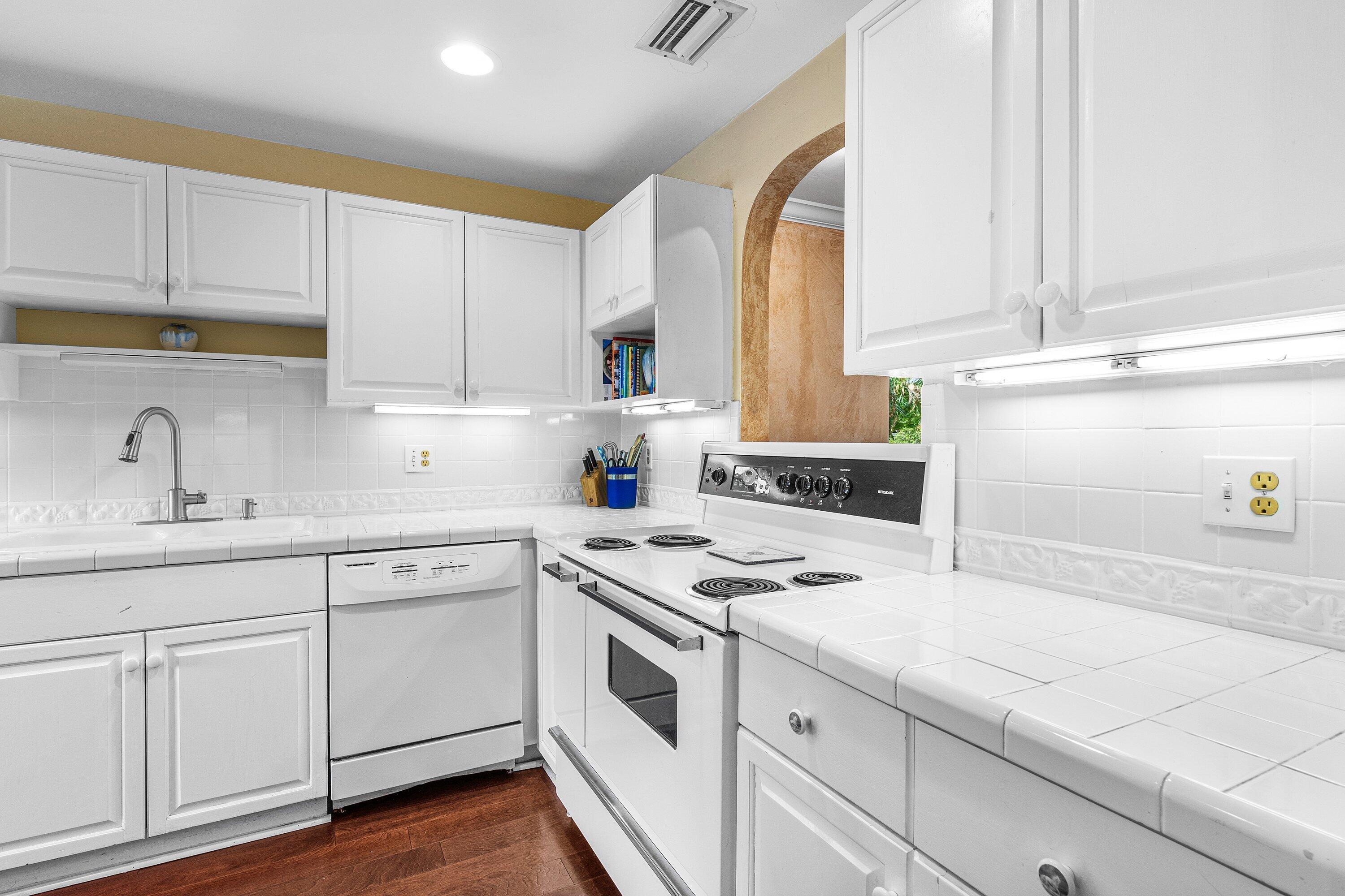 LA QUINTA CONDO - Residential