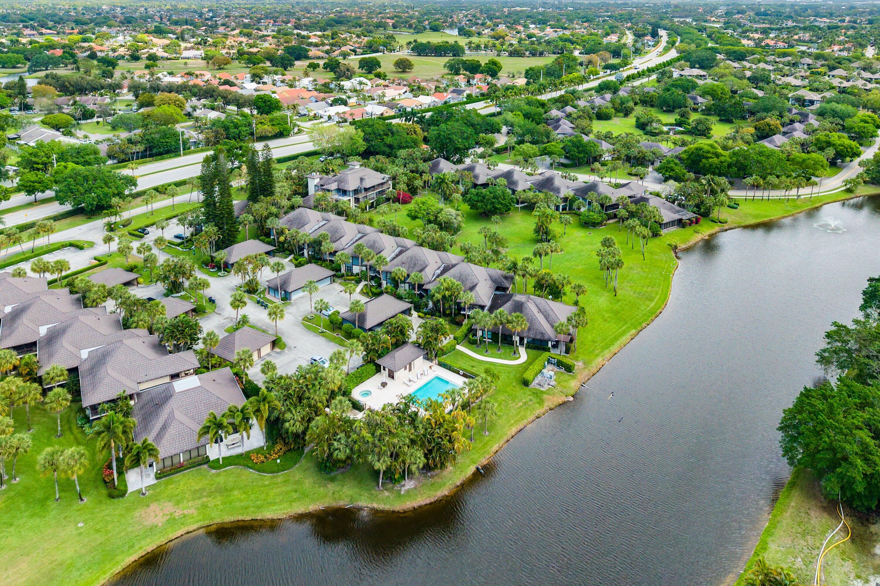 LA QUINTA CONDO - Residential