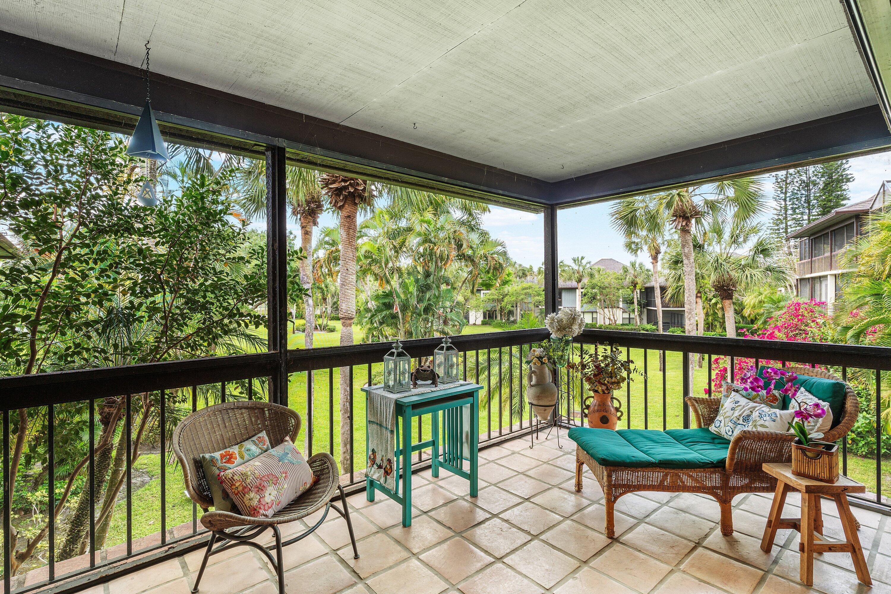 LA QUINTA CONDO - Residential