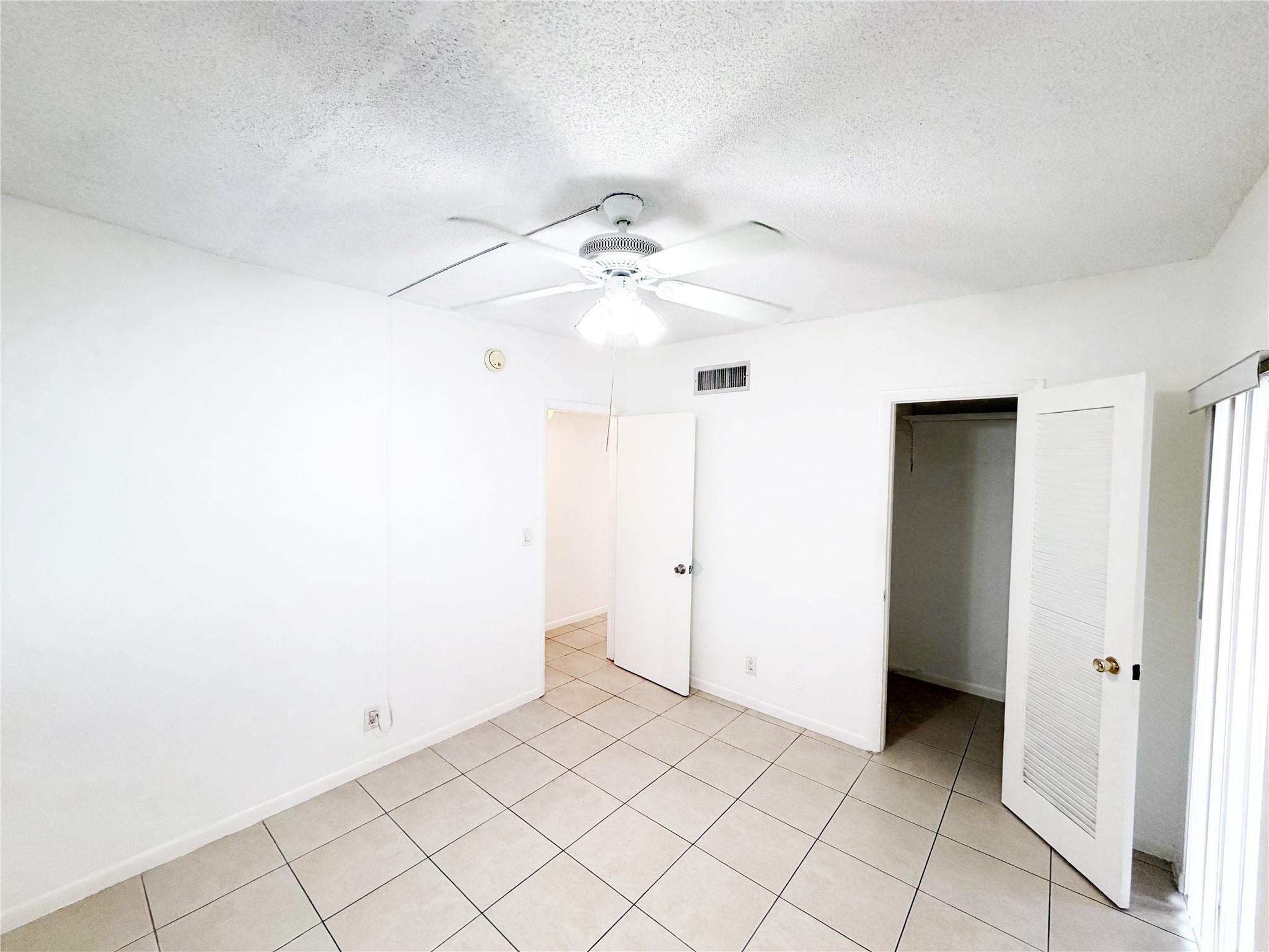 Oaks of Boca - Residential Lease