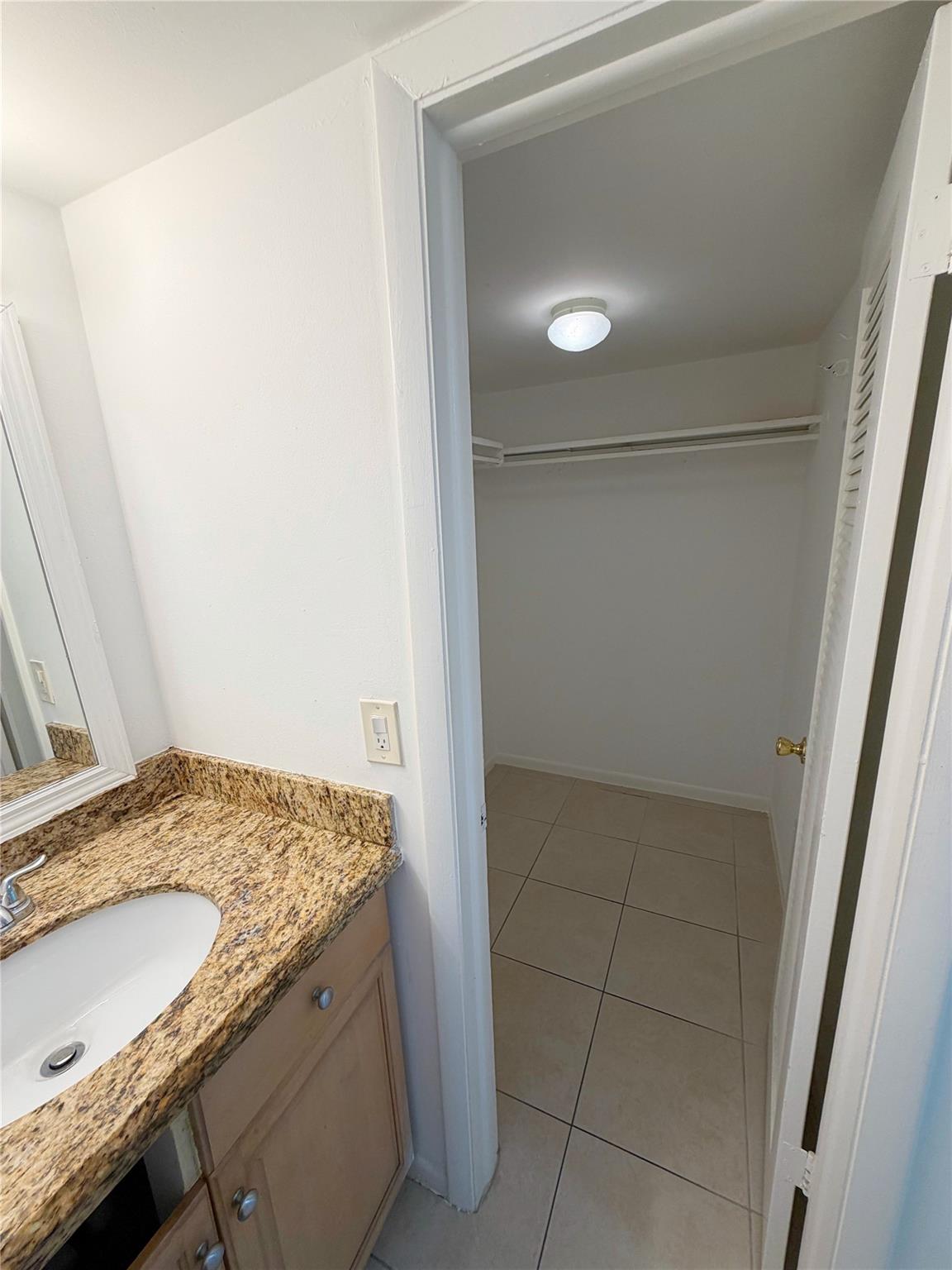 Oaks of Boca - Residential Lease