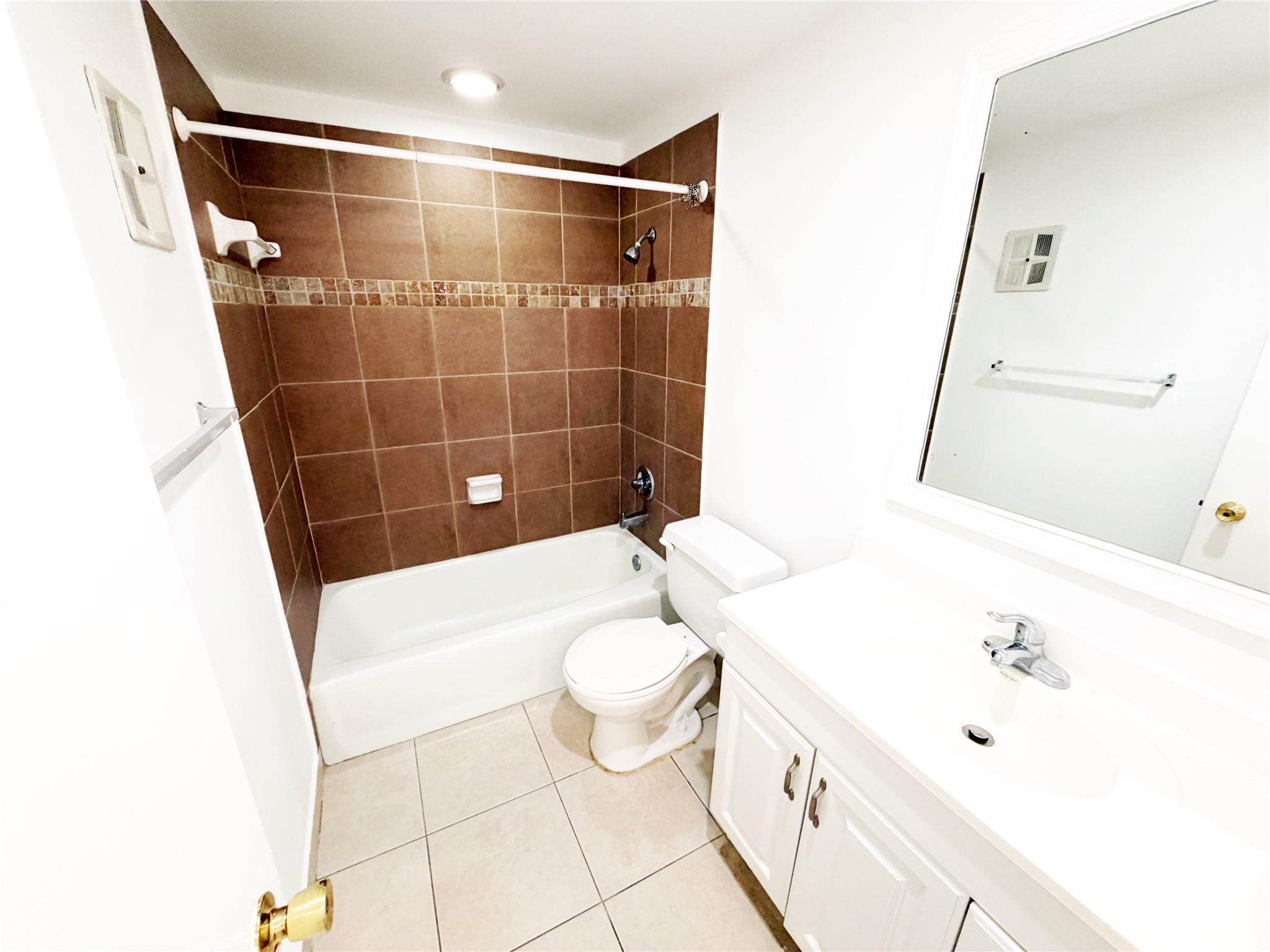 Oaks of Boca - Residential Lease