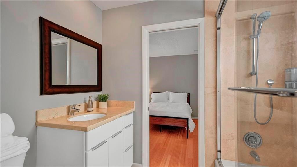 AMENDED SUB OF 17-50-42 1 - Residential Lease