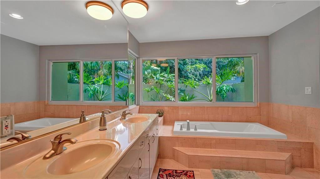 AMENDED SUB OF 17-50-42 1 - Residential Lease