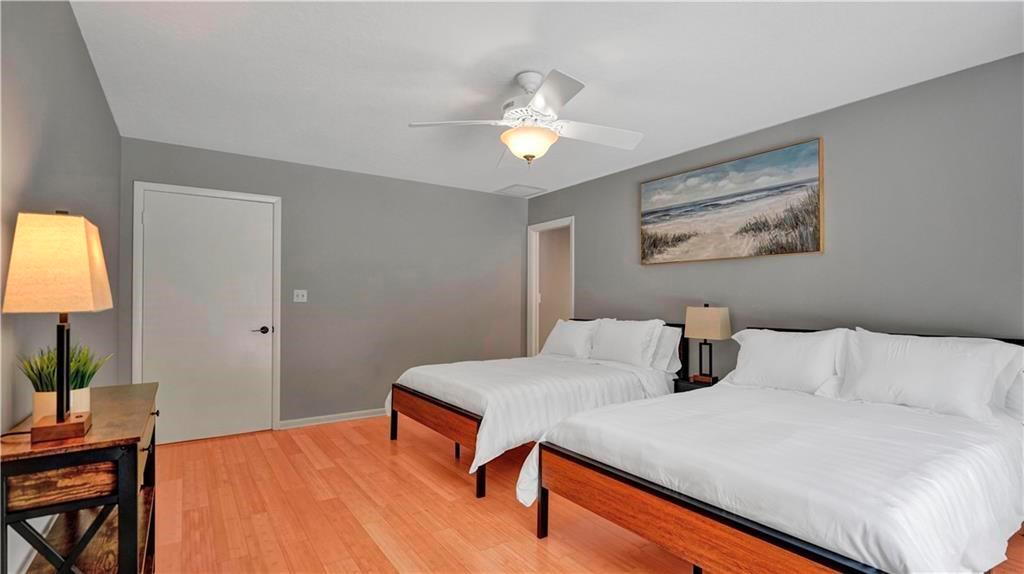 AMENDED SUB OF 17-50-42 1 - Residential Lease