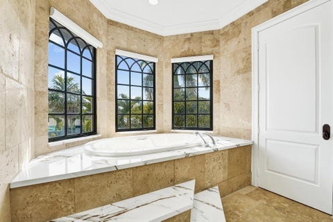 Tiny photo for 2340 NE 47TH Street, Lighthouse Point, FL 33064 (MLS # B26056127)