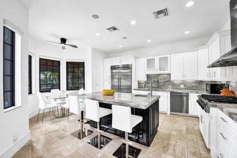 Tiny photo for 2340 NE 47TH Street, Lighthouse Point, FL 33064 (MLS # B26056127)