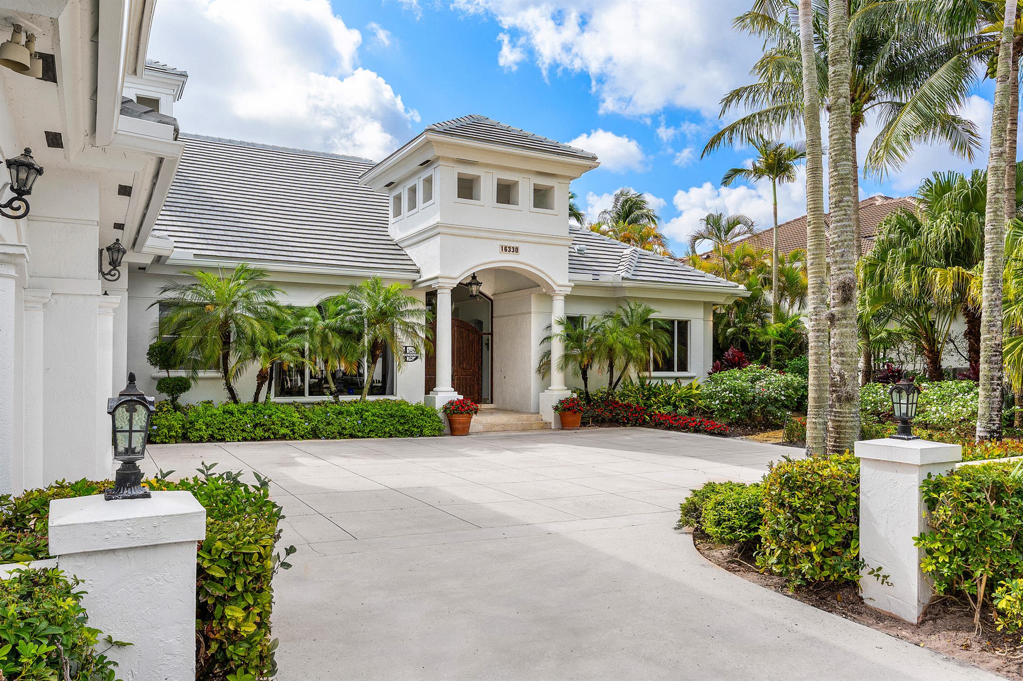 VINTAGE OAKS / POLO CLUB - Residential