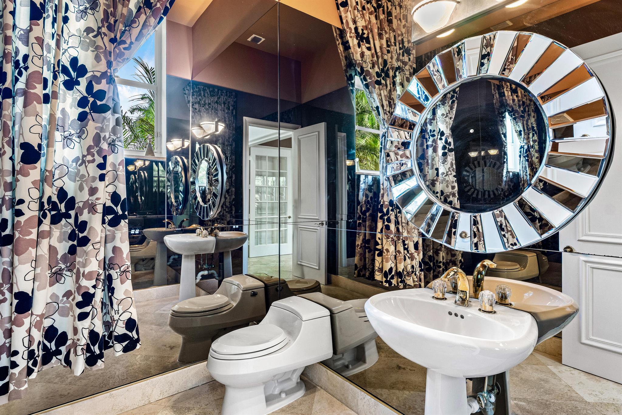 VINTAGE OAKS / POLO CLUB - Residential