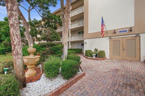 Tiny photo for 2905 Victoria Place #J3, Coconut Creek, FL 33066 (MLS # B26083791)