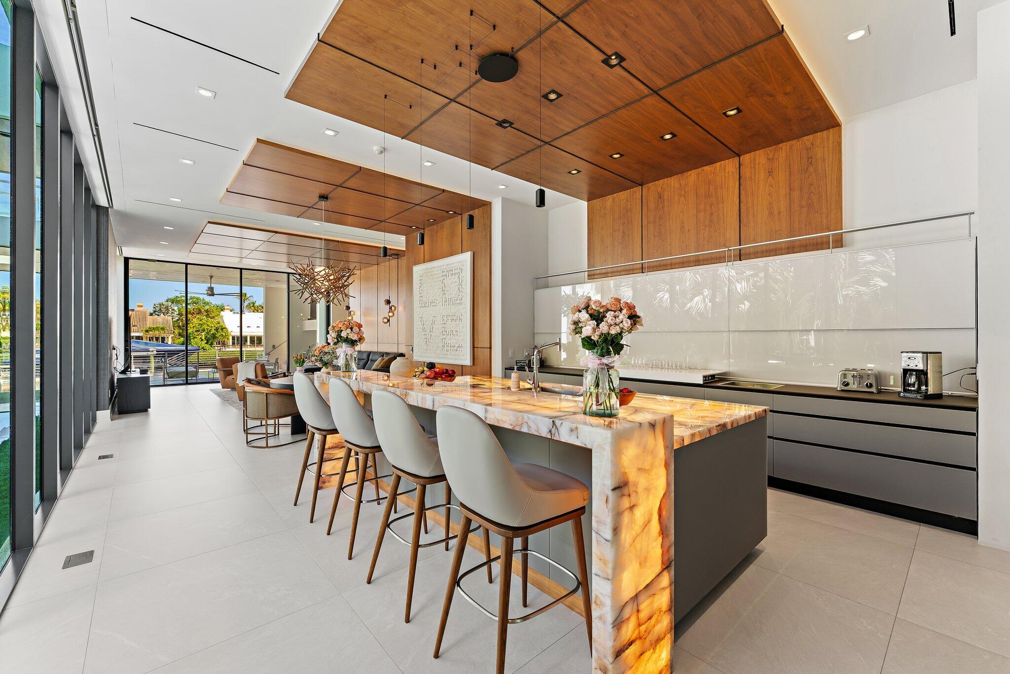 ADMIRALS COVE - Residential