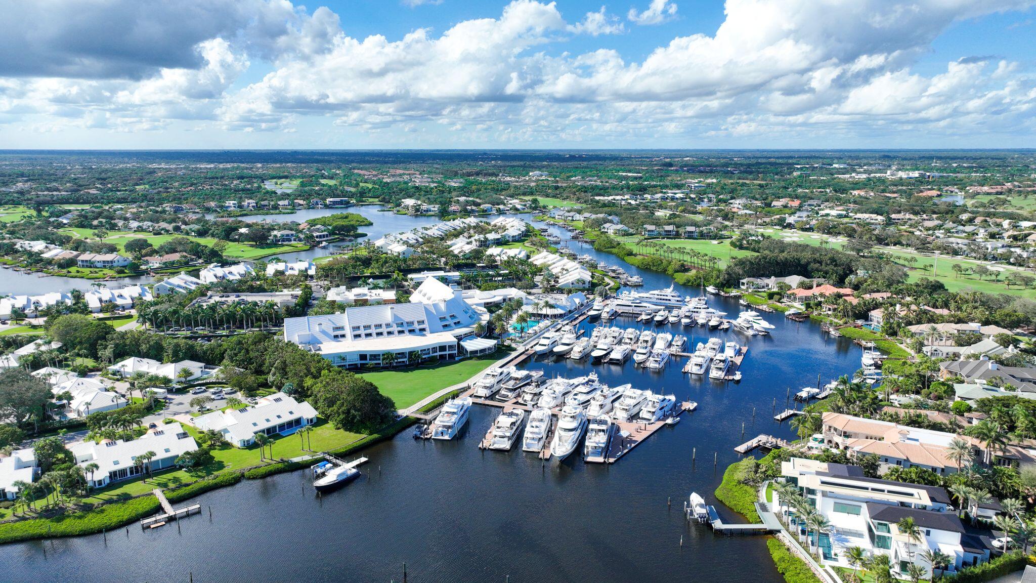 ADMIRALS COVE - Residential