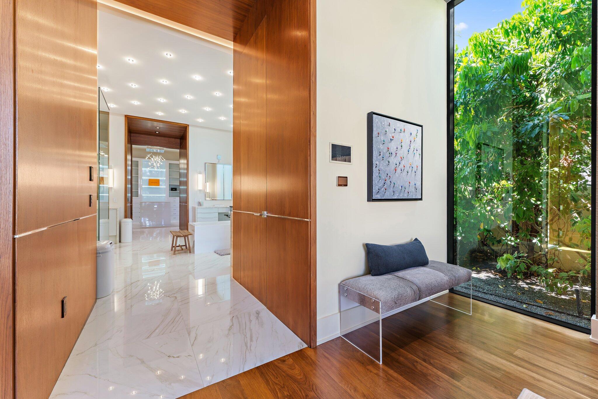 ADMIRALS COVE - Residential