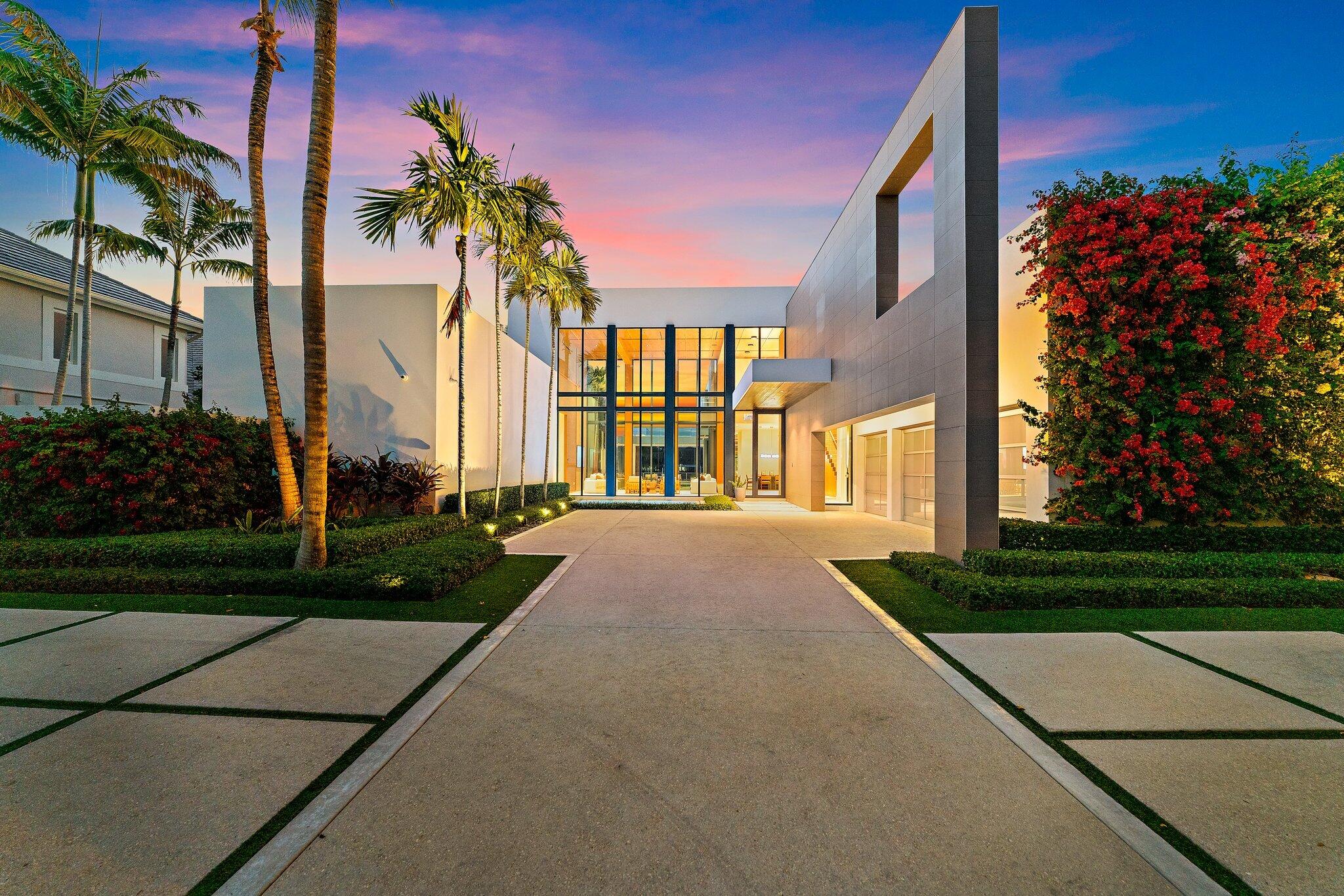 ADMIRALS COVE - Residential