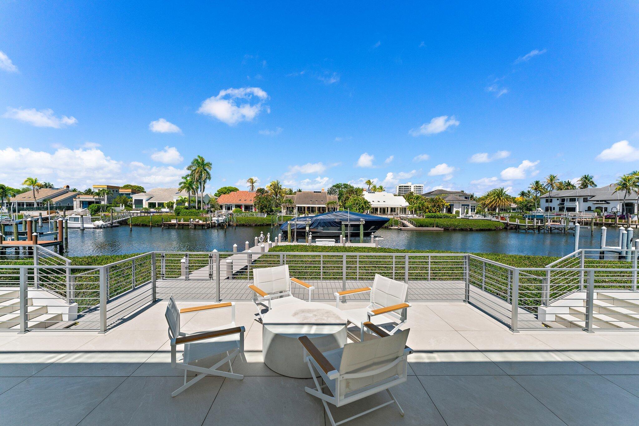 ADMIRALS COVE - Residential
