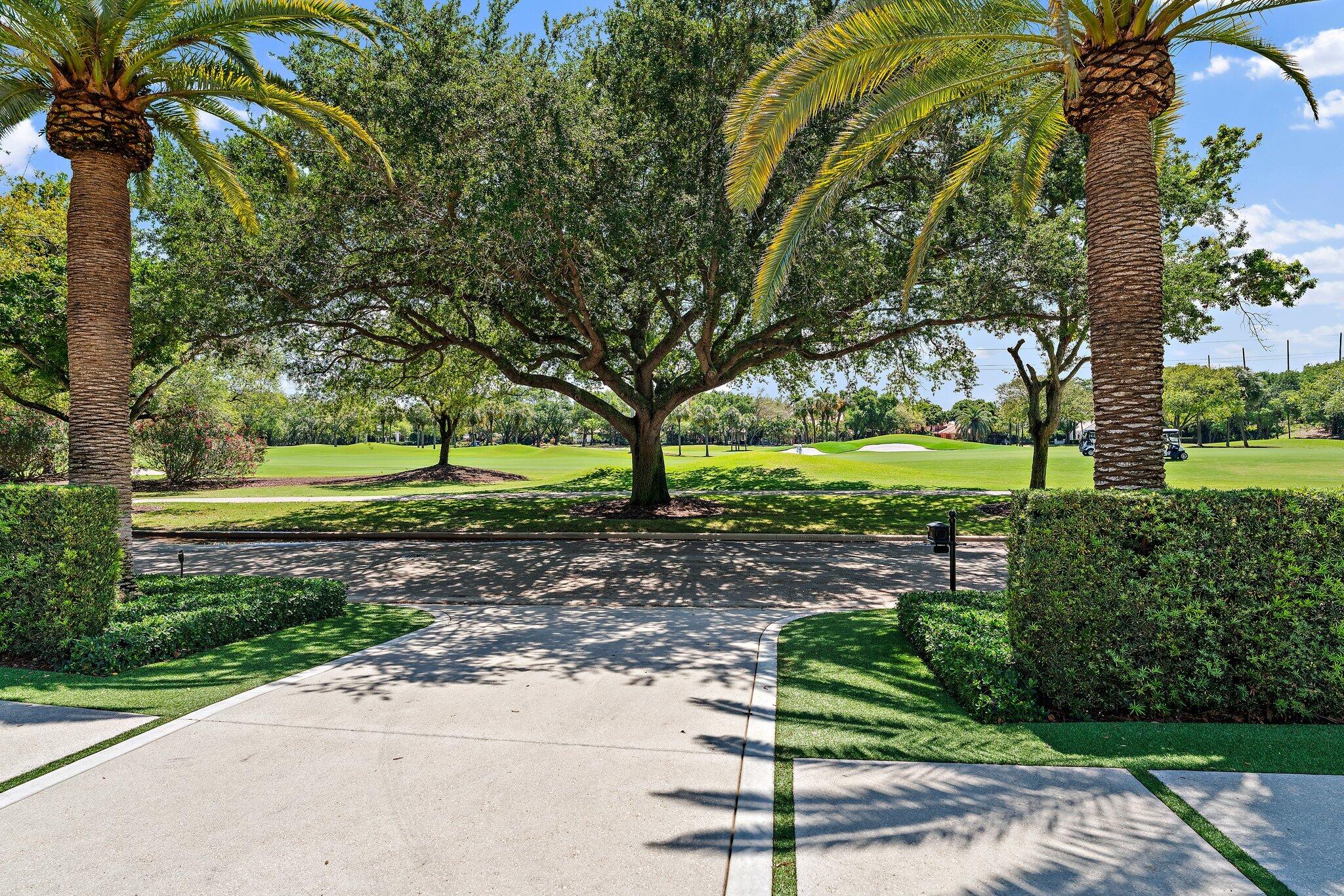 ADMIRALS COVE - Residential